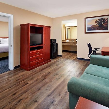 La Quinta By Wyndham Thousand Oaks-Newbury Park Extérieur photo