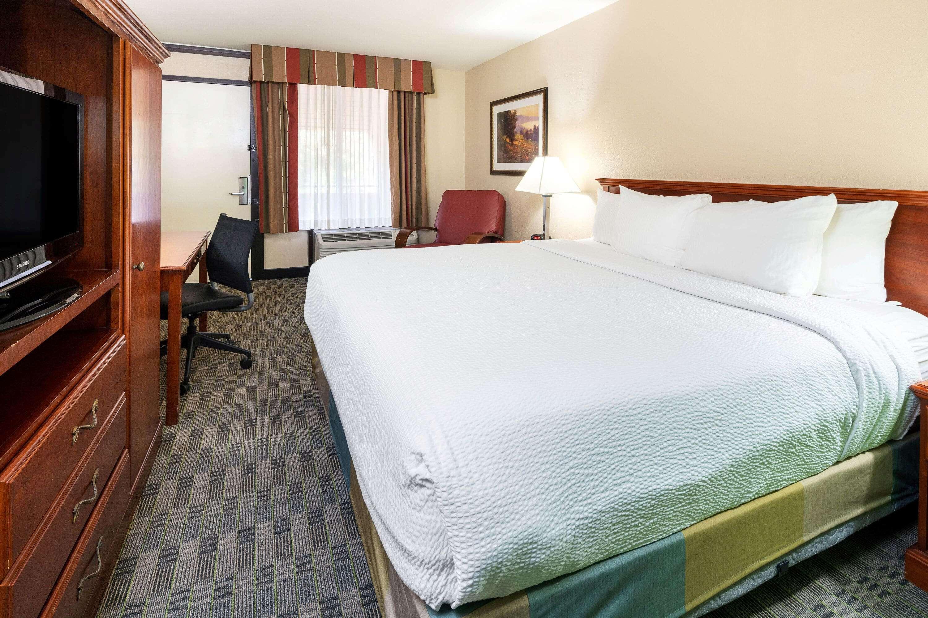 La Quinta By Wyndham Thousand Oaks-Newbury Park Extérieur photo