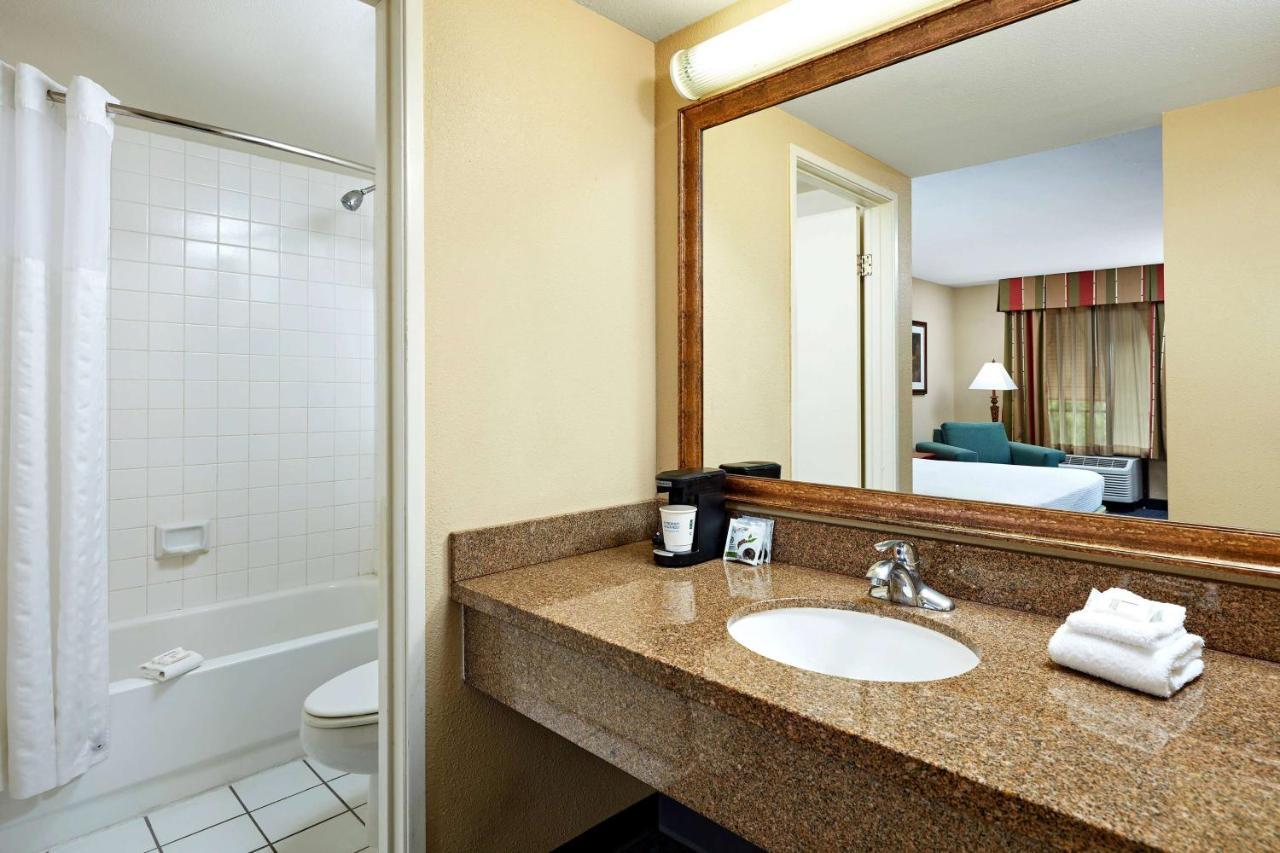 La Quinta By Wyndham Thousand Oaks-Newbury Park Extérieur photo