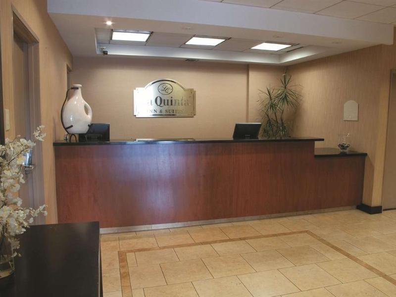 La Quinta By Wyndham Thousand Oaks-Newbury Park Extérieur photo
